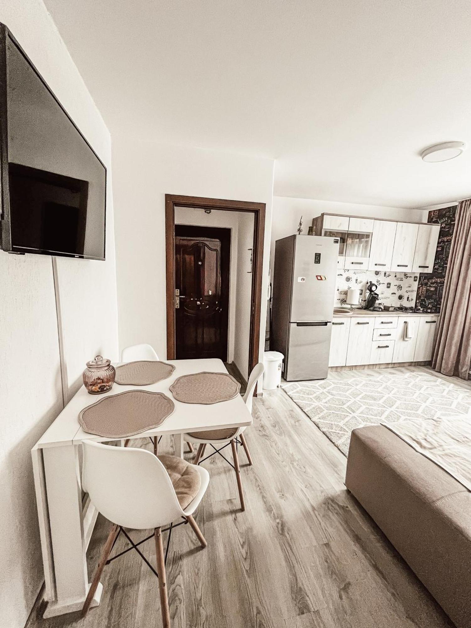 Apartament One Divine - Zărneşti المظهر الخارجي الصورة